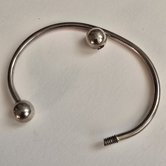 Silver Women's Open Cuff Charm Bracelet 925 Sterling Silver - Picture 3 of 3